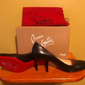 Christian Louboutin simple pump